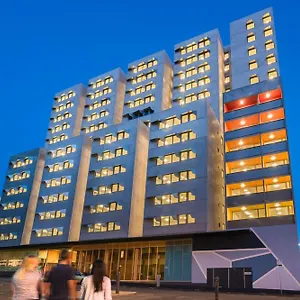 Melbourne hotels &amp; apartments, all accommodations in Melbourne