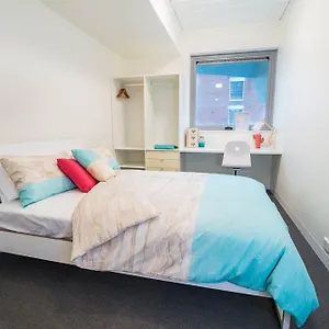 Melbourne hotels &amp; apartments, all accommodations in Melbourne