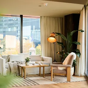 Melbourne hotels &amp; apartments, all accommodations in Melbourne