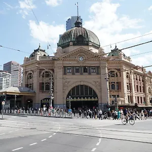 Melbourne hotels &amp; apartments, all accommodations in Melbourne