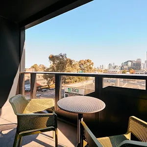 Melbourne hotels &amp; apartments, all accommodations in Melbourne